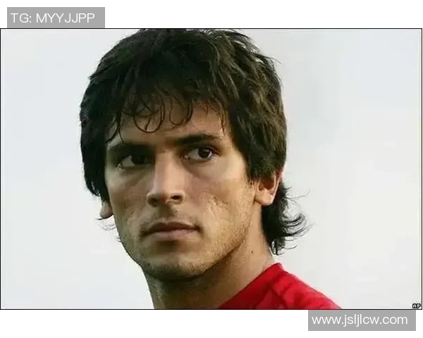 全球十大最帅足球球星排行 颜值与实力并存的顶级球员解析