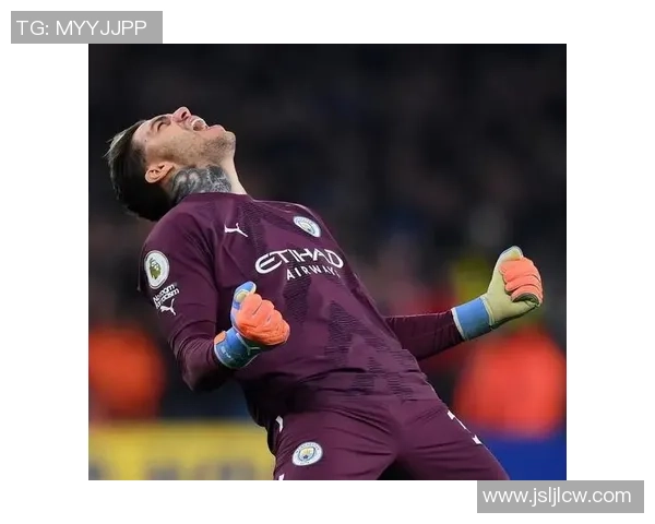 哈特：从曼城铁闸到英格兰门神的传奇蜕变与挑战