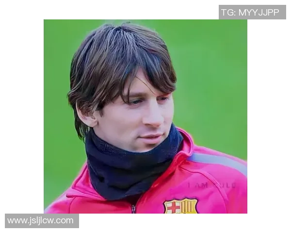 天下足球十大国际球星盘点：足坛传奇与新星的精彩碰撞