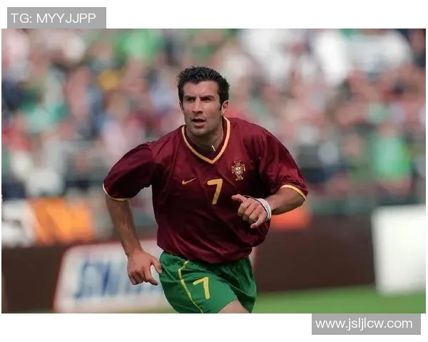 探索足球史上那些具有象征意义的球星球衣号码背后的故事