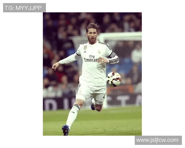 拉莫斯坚守绿茵战场展现永不言弃的斗士精神与传奇风采