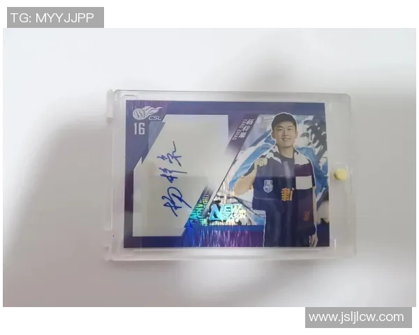 校园足球球星卡收藏热潮掀起青少年体育文化新风尚